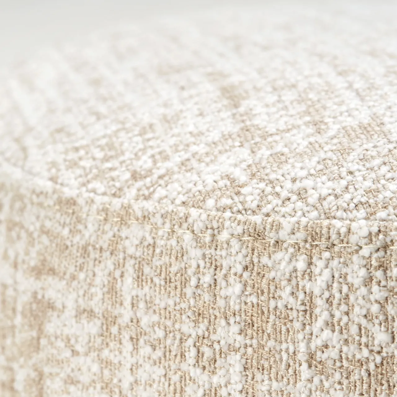 POUF EROSIONE CIRO DI CIARMOLI QUEDA STUDIO*UNO Contract Outlet