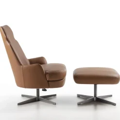 Pouf girevole in pelle Shape*Carpanelli