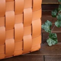 Pouf imbottito in pelle cognac Bottega*ADJ Style Discount