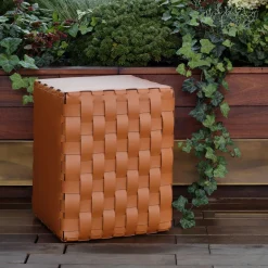 Pouf imbottito in pelle cognac Bottega*ADJ Style Discount