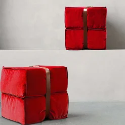 Pouf in velluto rosso Docker*DLA Design Lab Outlet