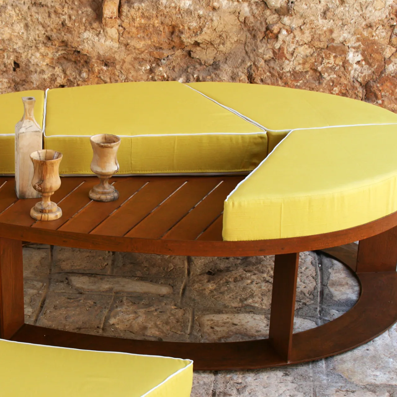 Pouf Lila in acciaio corten*TrackDesign New