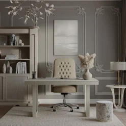 Pouf rotondo con ricamo floreale della collezione Studio Privè*Guerra Vanni