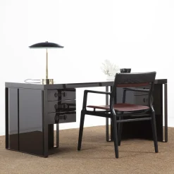 Scrivania a 6 cassetti in legno di frassino con finitura laccata lucida Kobe cocoa*Galimberti Nino Sale