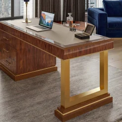 Scrivania in legno di palissandro con piano in pelle della Collezione Studio Privè*Guerra Vanni Hot