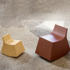 Sedia a dondolo Burano #1 di Defne Koz e Marco Susani*Cimento Hot