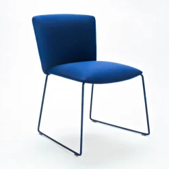 Sedia a slitta Vela Blue di Lievore Altherr Molina*Tecno Spa Clearance