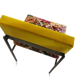 Sedia Aurea Bio in velluto giallo di CtrlZak e Davide Barzaghi*Biosofa New