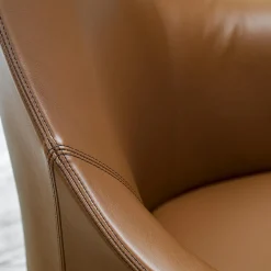 Sedia con base girevole Hipod di Giulio Manzoni*Enrico Pellizzoni Clearance