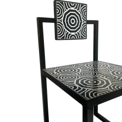 Sedia da esterno Fontelina con piastrelle bianche e nere*Francesco Della Femina Outlet