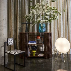 Sedia da esterno Trellis con piastrelle bianche e nere*Francesco Della Femina Online