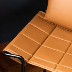 Sedia da salotto Caterina in pelle marrone*DareForma Best