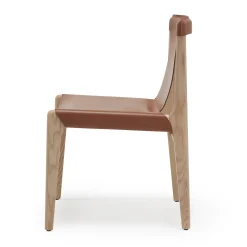 Sedia in pelle Burano di Balutto Associati*Livoni 1895 Sale