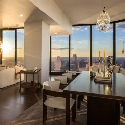 Sedia Ines Bianca in legno di frassino tinto tabacco*Pacini & Cappellini Online