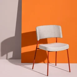 Sedia Marlen Met Im in Tessuto Beige e Metallo Rosso Mattone di EP Studio*TrabA' Outlet