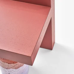 Sgabello Alberoni rosso di Patricia Urquiola*Cimento