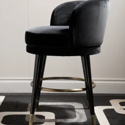 Sgabello bar girevole Isidoro nero*DOM Edizioni Sale