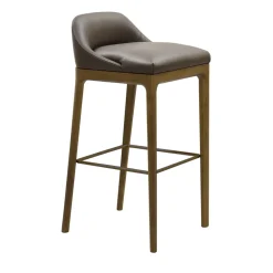 Sgabello da bar Bellagio con schienale basso in legno di frassino e pelle*Morelato Best