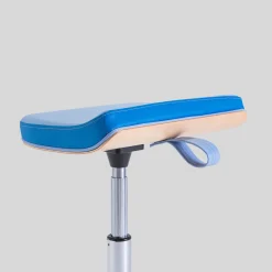 Sgabello Perfecto Light Blue di Studio D4users*Livoni 1895 Best