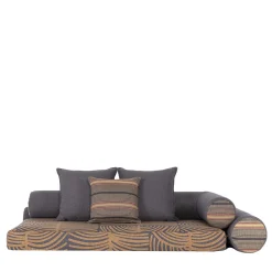 Sistema di sedute a terra Majlis con lato destro*Jwana Hamdan Best