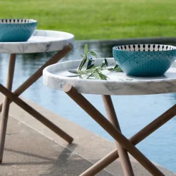 Tavolino con gambe in noce canaletto e marmo bianco carrara Lase*Veltha Outdoor Stone Design Online
