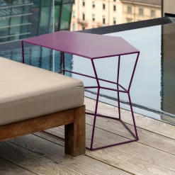 Tavolino da caffè grande in ferro colore amarena*Sesia&Co. Hot