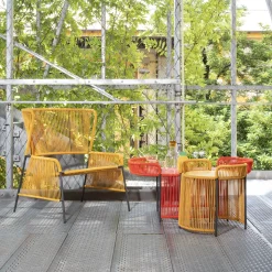 Tavolino giallo rotondo Altana di Antonio De Marco*Chairs & More