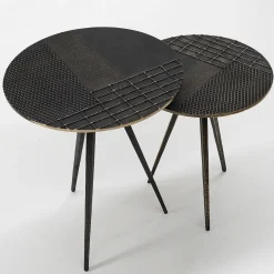 Tavolino impilabile Touch in bronzo fuso nero*Emmemobili