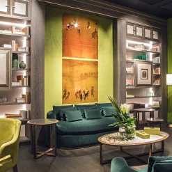 Tavolino ovale Triangolo di Ivano Colombo*Annibale Colombo Sale