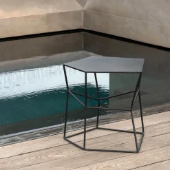 Tavolino piccolo in ferro colore Liquirizia*Sesia&Co. Outlet