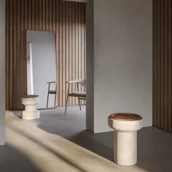 Tavolino Tivoli in travertino e noce di Ivan Colominas*MMairo