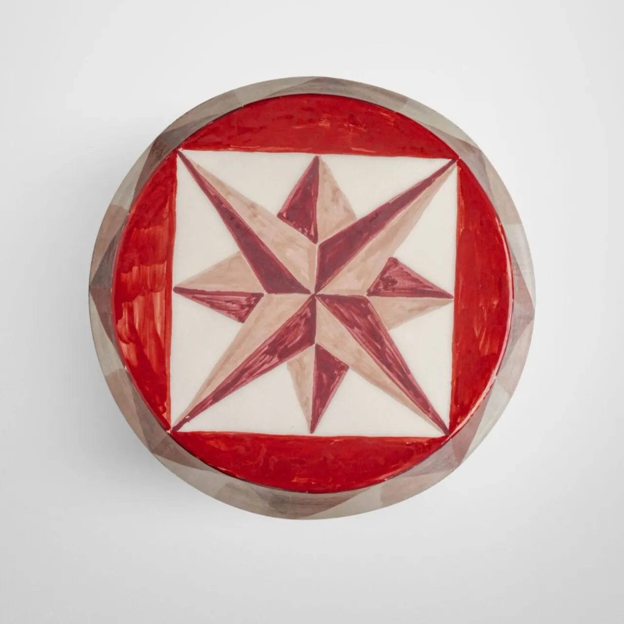 Tavolo con decoro a rombi bianchi e rossi lucido in ceramica*Fratelli Bevilacqua Hot