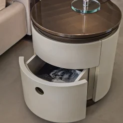 Tavolo da notte Loop con piano in metallo*ReDéco New