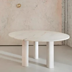 Tavolo da pranzo Rosa Portogallo Marble Lovemelovemenot di Michael Anastassiades*Salvatori Discount