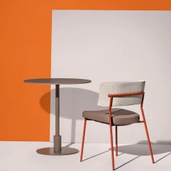 Tavolo Echo Round Taupe di Gabbertas Studio*TrabA' Online