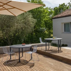 Tavolo neo circolare blu*TRUE