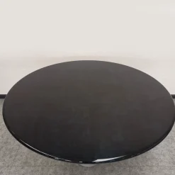 Tavolo rotondo in pelle di capra blu*Extroverso Sale