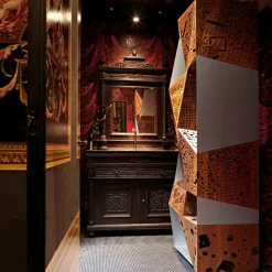 Totem degli indovinelli di Steven Holl*Horm Outlet