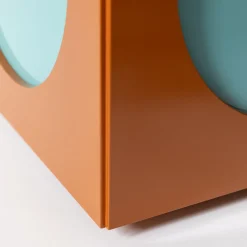 Toy Boy Tavolo Laterale Cubo Lucido Marrone e Blu*Softhouse Hot